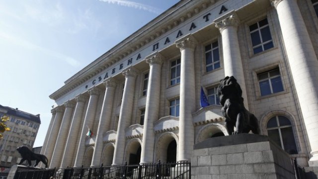 <p>
	<em style="color: rgb(102, 102, 102); font-family: "PT Sans", sans-serif; font-size: 13px;">Снимка: Олег Попов, Investor Media Group</em></p>
