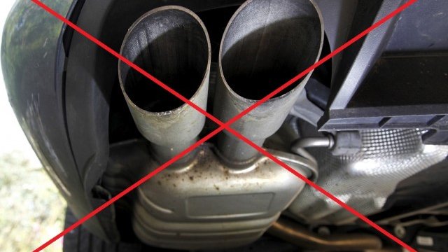 <p>
	Снимка: Ройтерс. Колаж: Automedia.bg</p>
