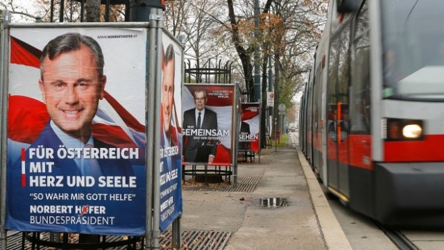 <p>
	Норберт Хофер. <em>Снимка: архив Ройтерс</em></p>
