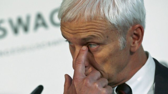 <p>
	Главният изпълнителен директор Матиас Мюлер. <em>Снимка: Ройтерс</em></p>
