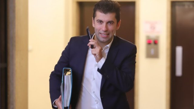 <p>
	Кирил Петков <em>Снимка: БГНЕС</em></p>
