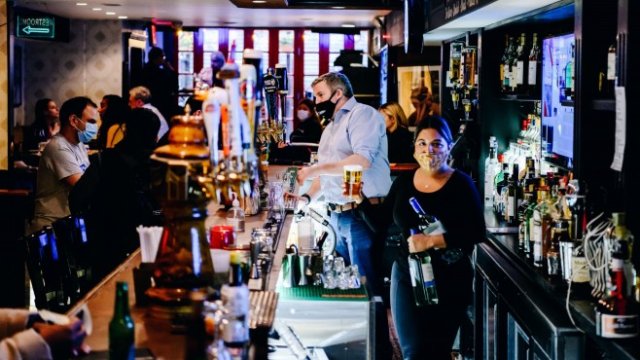 Повече работни места в САЩ, но все още твърде малко работници