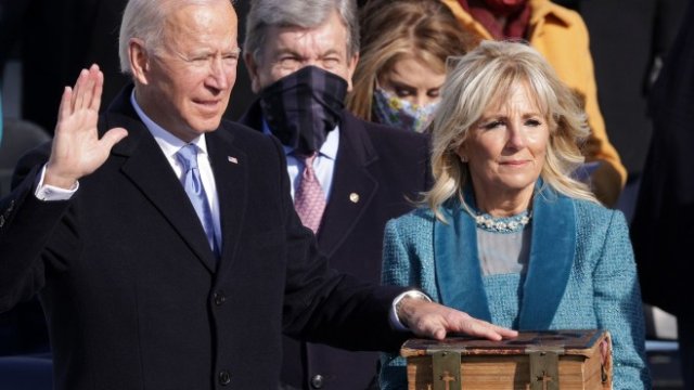 <p>
	&nbsp;EPA/David Tulis / POOL</p>
