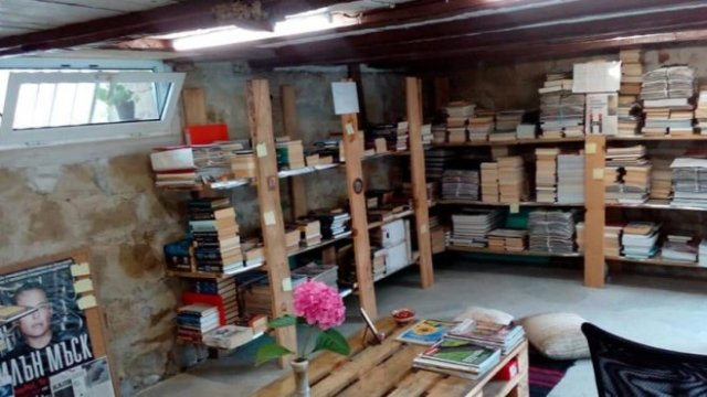 <p>
	Реновираната сграда с библиотека за децата в Габрово. <em>Снимка:&nbsp;&bdquo;Обсерватория за идеи 2D&ldquo;</em></p>
