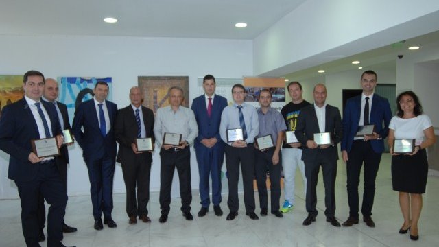 <p>
	Част от наградените инвеститори</p>
