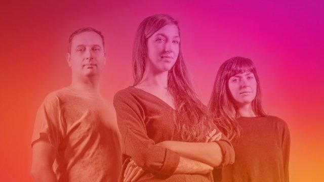 <p>
	Д-р Филип Ублеков, Гергана Станчева и Анжела Иванова ( от ляво на дясно)&nbsp;<em>Снимка:Chivas&nbsp;</em></p>
