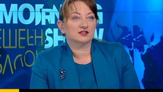 Само условия за работа и растеж може да върнат младите у нас според експерт