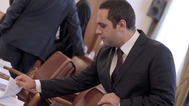 <p>
	Емил Караниколов. <em>Снимка: БТА</em></p>
