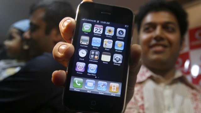 Любимият на света iPhone държи едва осмо място по пазарен дял в Индия