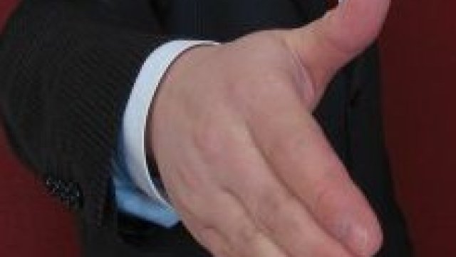 <p>
	Синдикатите предлагат БДЖ да продаде някои от сградите си, намиращи се в централните части на големите градове. <em>Снимка: БТА</em></p>
