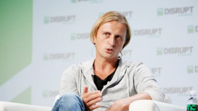 <p>
	Ник Сторонски. <em>Снимка: Revolut</em></p>
