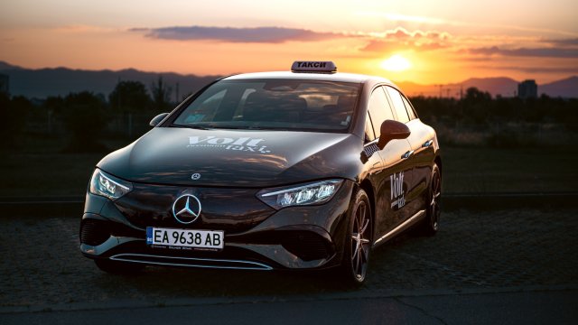 Снимка: Volt Premium Taxi
