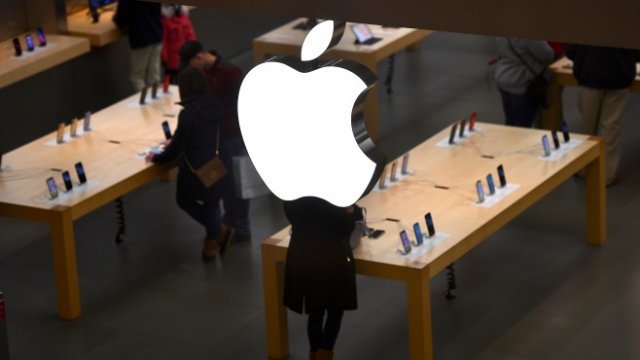 Могат ли акциите на Apple да достигнат 325 долара през 2020 г. 
