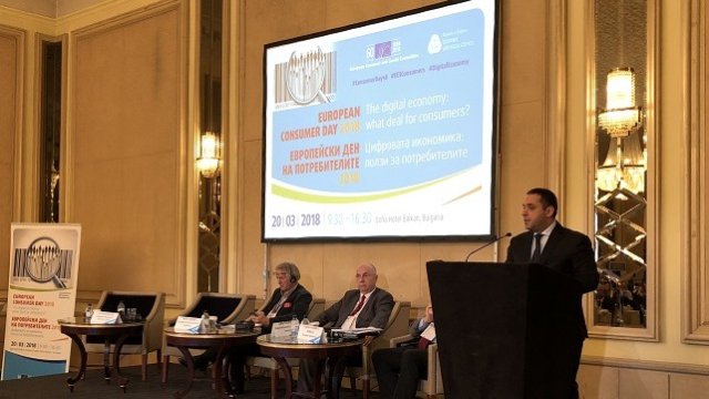 <p>
	Министърът на икономиката Емил Караниколов. <em>Снимка: Министерство на икономиката</em></p>
