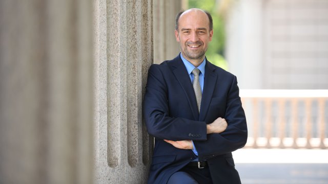 Проф. Ричард Вернер