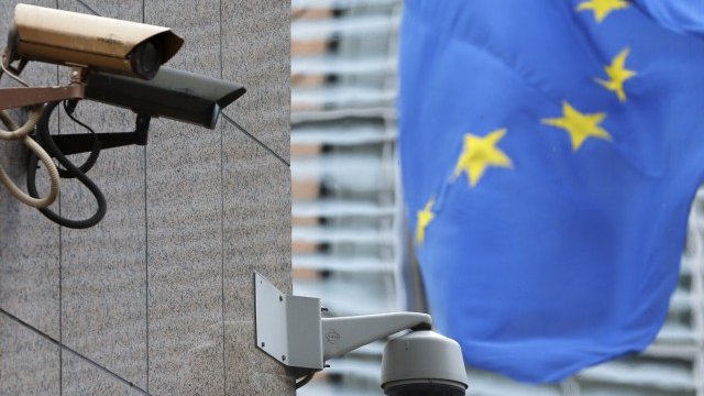 <p>
	Изтеклите сведения за шпионаж от страна на американските власти на европейските централи в САЩ са накърнили доверието на европейския партньор. <em>Снимка: Ройтерс</em></p>
