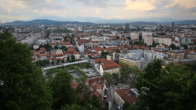 Словения повишава бюджетните си приходи с данък върху вторите жилища
