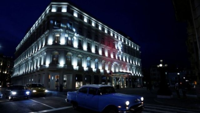 <p>
	&nbsp;Gran Hotel Manzana.&nbsp;<em>Снимка: Ройтерс</em></p>

