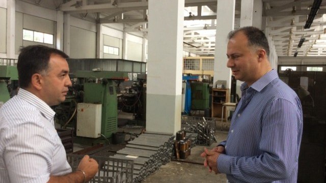 <p>
	Един от механичните цехове на ВМЗ&nbsp;- Сопот. <em>Снимка: Министерство на икономиката</em></p>
