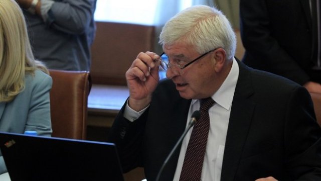 <p>
	Кирил Ананиев. <em>Снимка: БТА</em></p>
