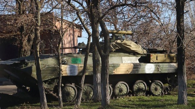 <p>
	Сепаратистите продължават да държат в ръцете си украинските област Донецк и Донбас. <em>Снимка: архив, Ройтерс</em></p>
