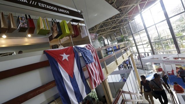 <p>
	Изложението FIHAV 2015 в Хавана, 2 ноември 2015 г. <em>Снимка: Ройтерс</em></p>
