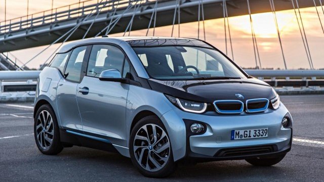 <p>
	Електрическият i3.<em> Снимка: BMW</em></p>
