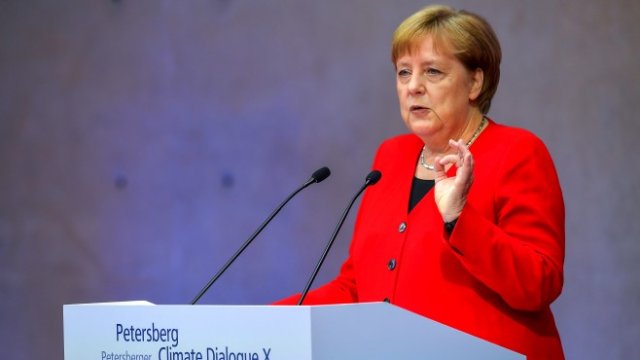 <p>
	Германският канцлер Ангела Меркел. <em>Снимка: Ройтерс</em></p>
