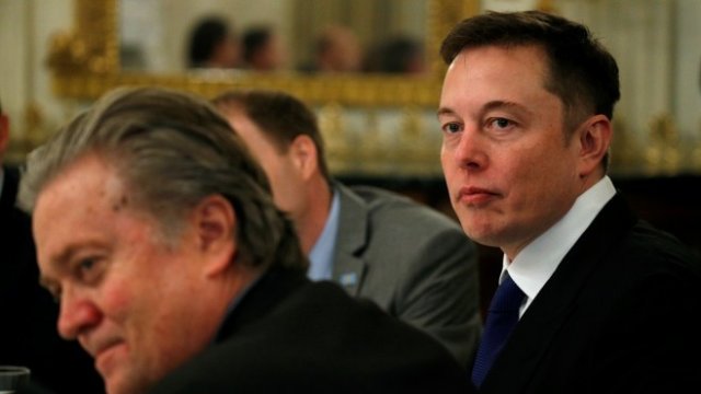 <p>
	Илон Мъск. <em>Снимка: Архив Ройтерс</em></p>
