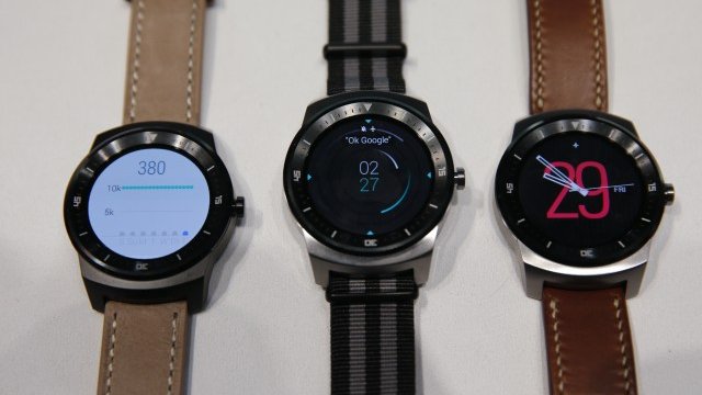 <p>
	LG все повече ще набляга на развитието на интелигентните часовници. <em>Снимка: архив, Ройтерс</em></p>
