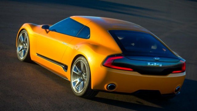 <p>
	Концепцията GT4 Stinger. <em>Снимка: Kia </em></p>
