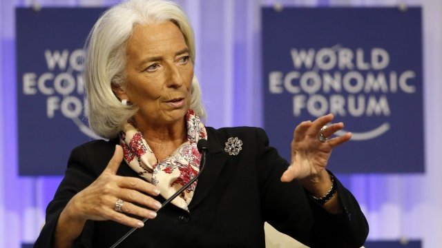 <p style="text-align: justify;">
	Президентът на МВФ Кристин Лагард по време на СИФ в Давос. <em>Снимка: Ройтерс</em></p>
