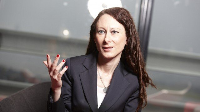 <p>
	Анна Димитрова, изп. директор на Strategy &amp; Digital във Vodafone Deutschland. Тя е&nbsp;една от малкото топ мениджъри жени в Германия с чужд произход.&nbsp;<em>Снимка:&nbsp;Vodafone Deutschland</em></p>
