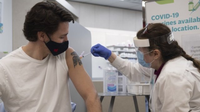 Над 1 млрд ваксини вече са приложени