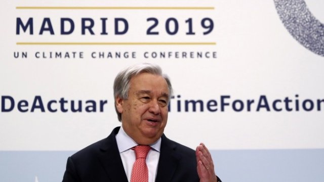 <p>
	Антониу Гутериш говори пред медии в Мадрид преди откриването на международна конференция в Мадрид, посветена на климата.&nbsp;<em>Снимка: Ройтерс</em></p>
<p>
	&nbsp;</p>
