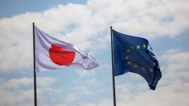 <p>
	<em font-size:="" pt="" style="color: rgb(102, 102, 102); font-family: "><span class="photo-source" style="color: rgb(88, 88, 88); font-size: 16px !important; line-height: 23px !important;">Снимка: Krisztian Bocsi/Bloomberg</span></em></p>
