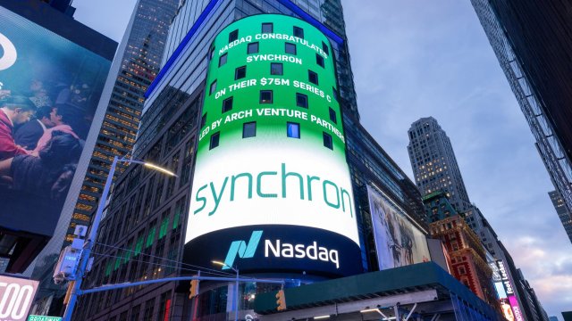 Снимка: Synchron@Twitter