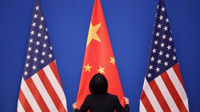 Какво мислят висшите мениджъри за отношенията САЩ-Китай?