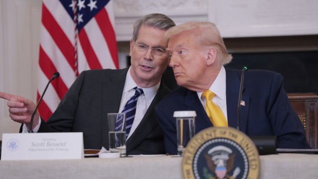 Скот Бесънт и Доналд Тръмп. Снимка: Bloomberg LP