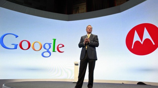 <p>
	Делото ще засегне по-силно Android, отколкото самата Motorola. <em>Снимка: Ройтерс</em></p>
