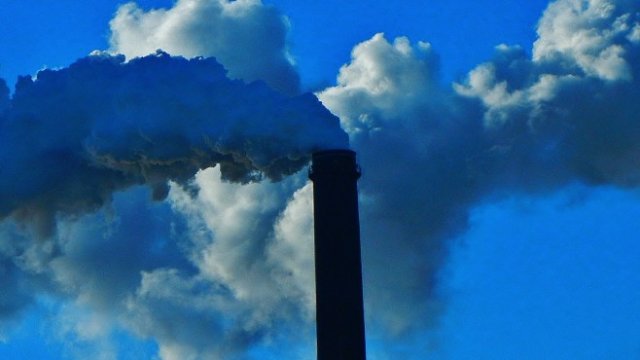 Как климатичните рискове влияят на дългосрочните инвестиции?