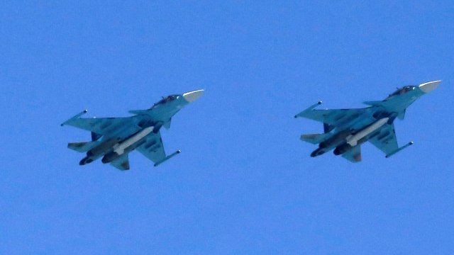 <p>
	Руският двуместен изтребител-бомбардировач &nbsp;Су-34.<em> Снимка: Архив Ройтерс&nbsp;</em></p>
