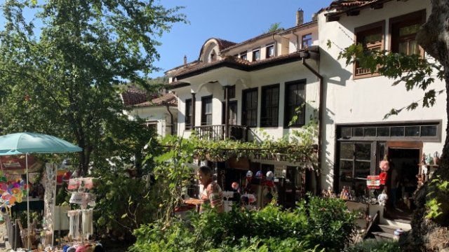 <p>
	<em>Изглед от Мелник. Снимка: БГНЕС</em></p>
