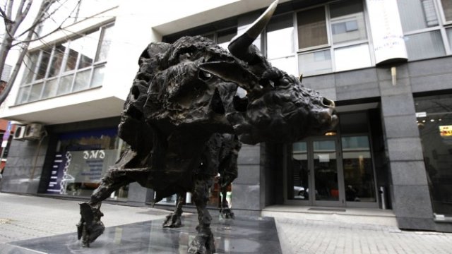 Борсовият регулатор "поряза" "Хидропневмотехника" за евтините мениджърски акции