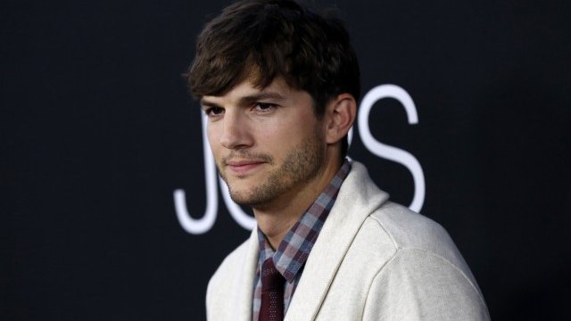 <p>
	Аштън Кътчър. <em>Снимка: архив Ройтерс</em></p>
