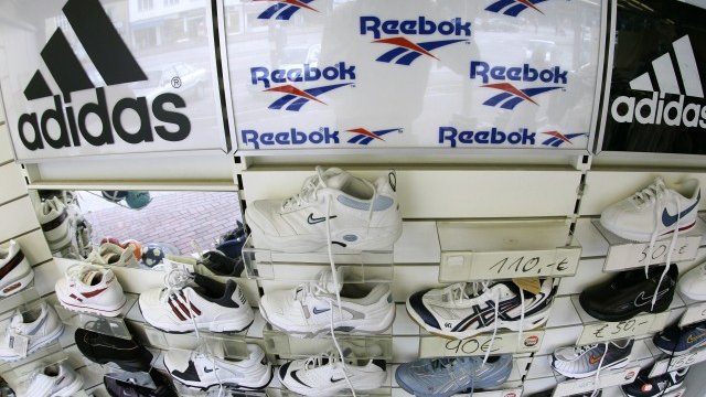 <p>
	Резултатите на Adidas можеше да са по-високи, ако не беше Reebok. <em>Снимка: Ройтерс</em></p>
