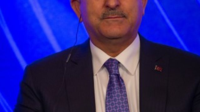 <p>
	Турският външен министър Мевлют Чавушоглу.&nbsp;<em>Снимка: Gaby Oraa/Bloomberg</em></p>
