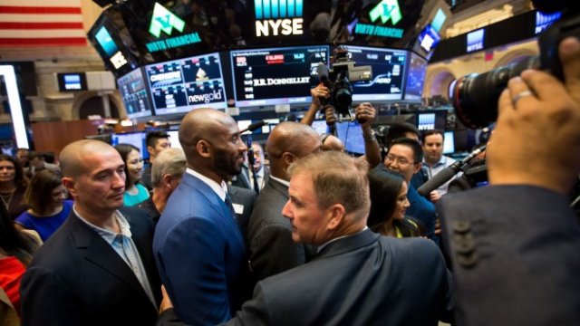 <div class="text-wrap tlid-copy-target">
	<div class="result-shield-container tlid-copy-target" tabindex="0">
		<span class="tlid-translation translation" lang="bg"><span title="">Коби Брайънт представq своя фонд за рисков капитал Bryant Stibel в Ню Йорк. <em>Снимка:&nbsp;</em></span></span><em>Michael Nagle/Bloomberg</em></div>
</div>
