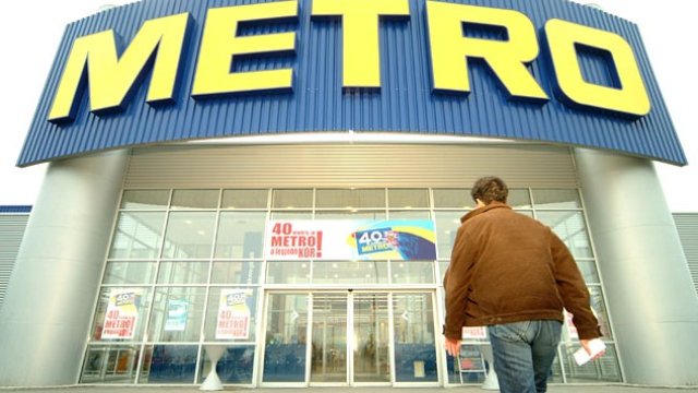 Metro със сериозна загуба