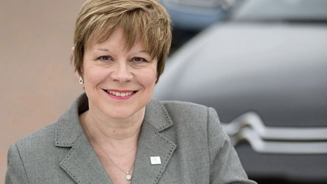 <p>
	Линда Джаксън. <em>Снимка: Citroen</em></p>
